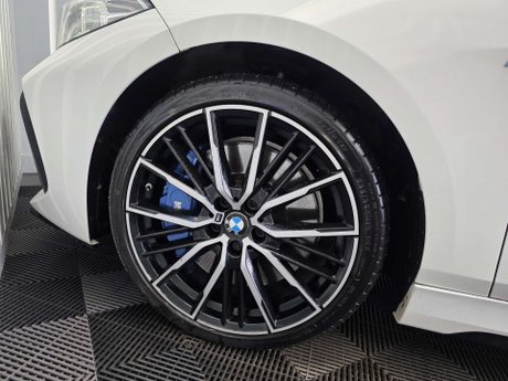 BMW 1 Series 2.0 M135i Hatchback 5dr Petrol Auto xDrive Euro 6 (s/s) (306 ps) 27