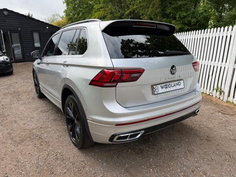 Volkswagen Tiguan R-LINE TDI DSG 4