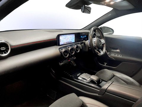Mercedes-Benz A Class 1.3 A200 AMG Line (Executive) Hatchback 5dr Petrol 7G-DCT Euro 6 (s/s) (163 15
