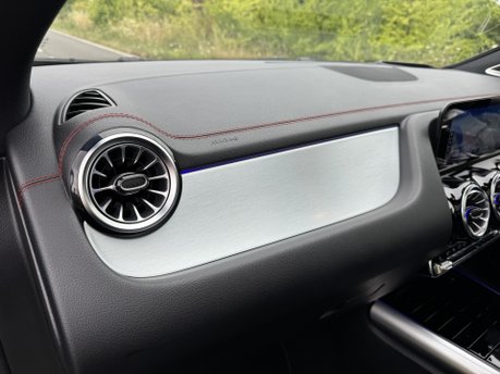 Mercedes-Benz EQA EQA 250 AMG Line Premium Plus Auto Electric PAN ROOF/MEMORY SEATS/VAT Q 22