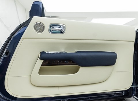 Rolls-Royce Dawn V12 17