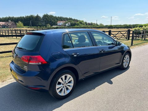 Volkswagen Golf 1.6 TDI BlueMotion Tech SE Euro 5 (s/s) 5dr 10