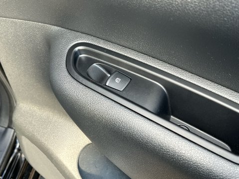 Mercedes-Benz X Class X350 D 4MATIC POWER 39