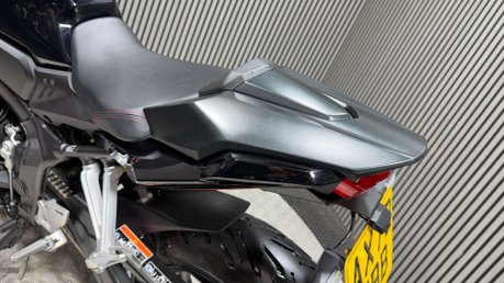 Honda CBR 2023 ONLY 4K LONG MOT WARRANTY 1 OWNER 650CC 24