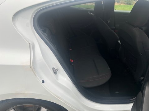 Ford Focus ST-LINE 8