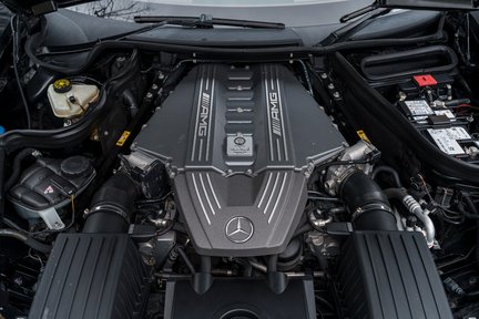 Mercedes-Benz SLS AMG GT ROADSTER- I OF ONLY 2 UK Cars 32