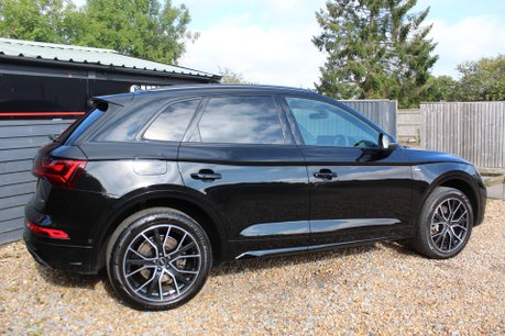 Audi Q5 2.0 Q5 Black Edition 40TDI MHEV Quattro SA 4WD 5dr 10