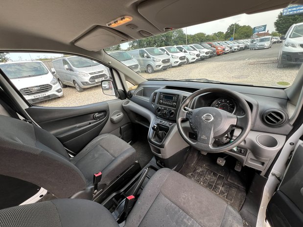 Nissan NV200 Crew Cab SWB L1H1 Low Roof Acenta Air Con EURO 6 NO VAT 28