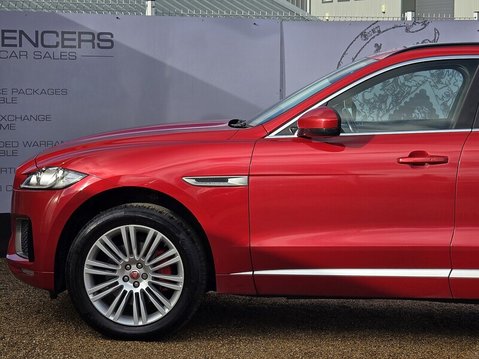 Jaguar F-Pace V6 S AWD 17