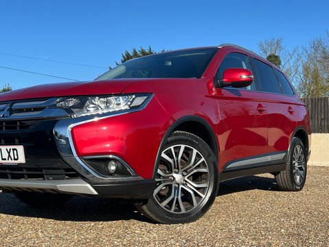 Mitsubishi Outlander DI-D 3 17
