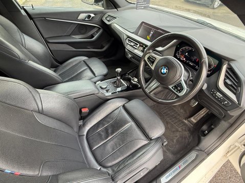 BMW 2 Series 1.5 218i M Sport Euro 6 (s/s) 4dr 10
