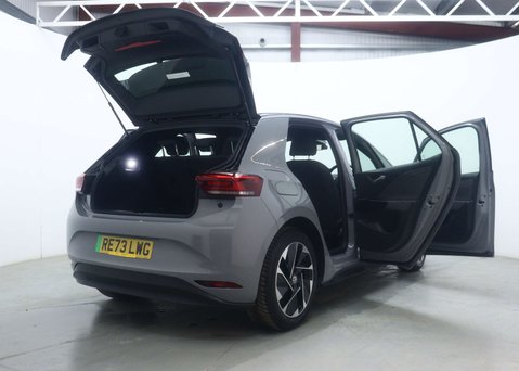 Volkswagen ID.3 Pro 58kWh Hatchback 5dr Electric Auto (204 ps) 64