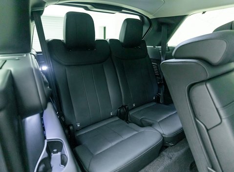 Land Rover Range Rover D350 Autobiography LWB 7 Seater 11