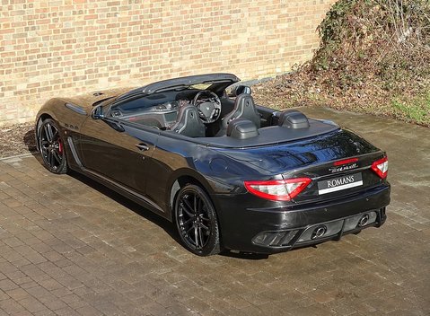 Maserati Grancabrio MC 16