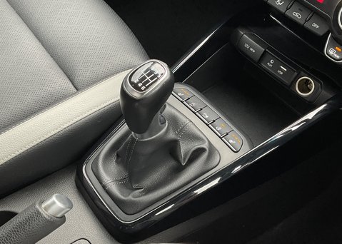 Kia Stonic 1.0 T-GDi '4'  22