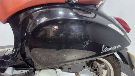 Piaggio Vespa Primavera 2016 17K RUNS WELL EASY LIGHT PROJECT 125CC SCOOTER BIKE 14