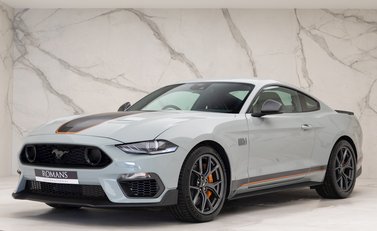 Ford Mustang Mach 1 6