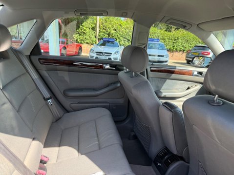 Audi A6 2.4 SE quattro 4dr 21
