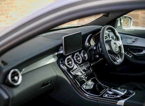 Mercedes-Benz C Class C63 Estate 9