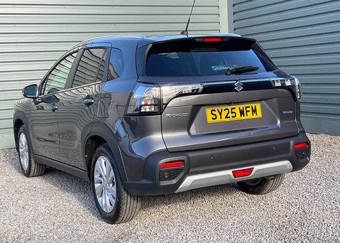 Suzuki S-Cross 1.4 Boosterjet Hybrid Motion 10