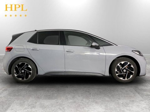 Volkswagen ID.3 Pro 58kWh Business Hatchback 5dr Electric Auto (204 ps) Air Con - Alloys - 8