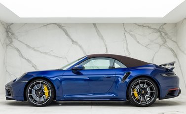 Porsche 911 (992) Turbo S Cabriolet 3