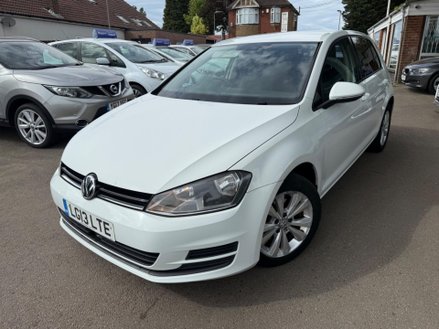 Volkswagen Golf 1.6 TDI BlueMotion Tech SE DSG Euro 5 (s/s) 5dr