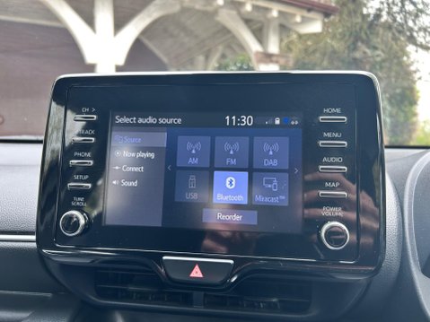 Toyota Yaris ICON FHEV 32