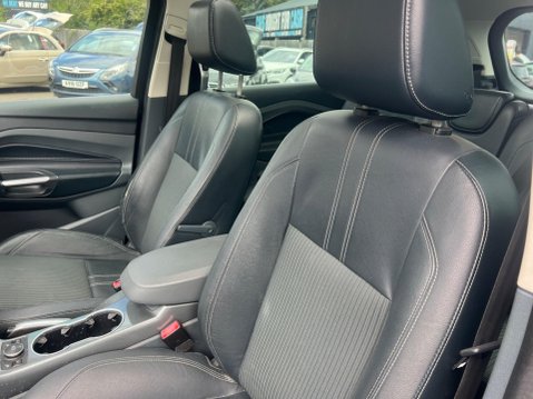 Ford Grand C-Max 2.0 TDCi Titanium X Powershift Euro 5 5dr 27