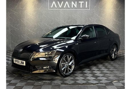 Skoda Superb 2.0 TSI SportLine Hatchback 5dr Petrol DSG 4WD Euro 6 (s/s) (272 ps)