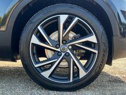 Volvo XC40 B4 R-DESIGN PRO MHEV 8