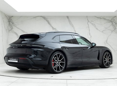 Porsche Taycan 4S Sport Turismo 7
