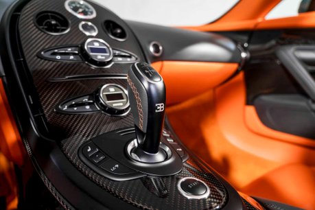 Bugatti Veyron GRAND SPORT VITESSE. ONE OF ONE IN THE WORLD. LA MAISON PUR SANG. 32