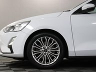 Ford Focus TITANIUM X 27