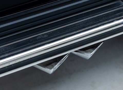 Mercedes-Benz G Class AMG G 63 32