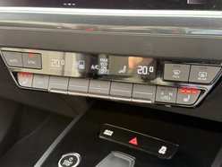 Audi Q4 40 S line SUV 5dr Electric Auto 82kWh (204 ps) 48