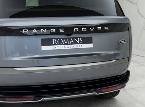 Land Rover Range Rover P400 HSE 24