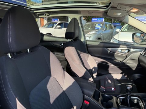Nissan Qashqai 1.5 dCi N-Connecta Euro 6 (s/s) 5dr 20