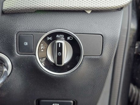 Mercedes-Benz B Class 2.1 B200d Sport (Premium) MPV 5dr Diesel 7G-DCT Euro 6 (s/s) (136 ps) 23
