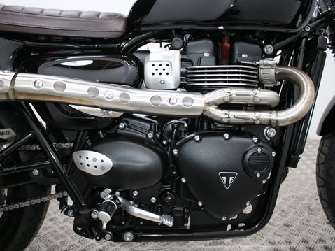 Triumph Street Twin BONNEVILLE STREET TWIN 21