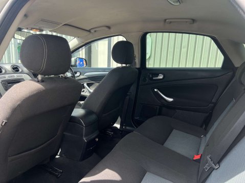 Ford Mondeo 2.0 Mondeo Zetec TDCi 140 5dr 22