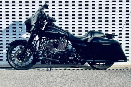 Harley-Davidson Street Glide Street Glide Special 1868 19
