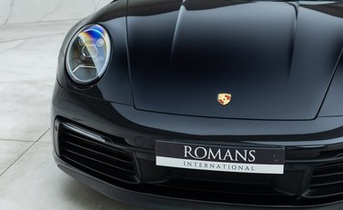 Porsche 911 Carrera 4S (992) 27