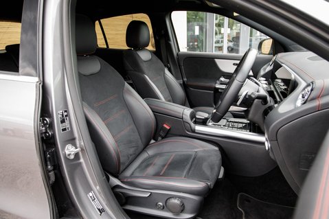 Mercedes-Benz EQA EQA 350 4MATIC AMG LINE 36