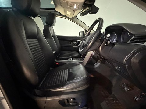 Land Rover Discovery Sport SD4 HSE LUXURY 16