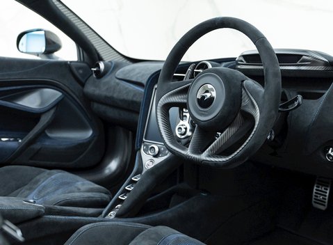 McLaren 765LT Spider 14