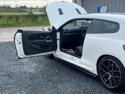 Volkswagen Scirocco 2.0 TDI R-Line Euro 5 3dr (Leather, Nav) 16