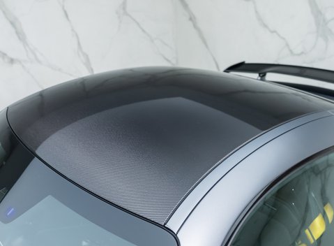 Mercedes-Benz AMG GT R Premium 29