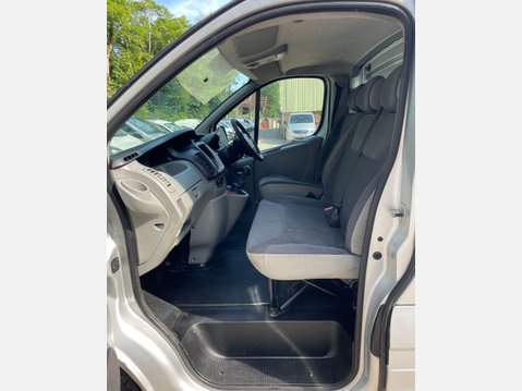 Vauxhall Vivaro 2.0 2900 CDTi Sportive Panel Van 4dr Diesel Manual FWD L3 (195 g/km, 113 bh 30