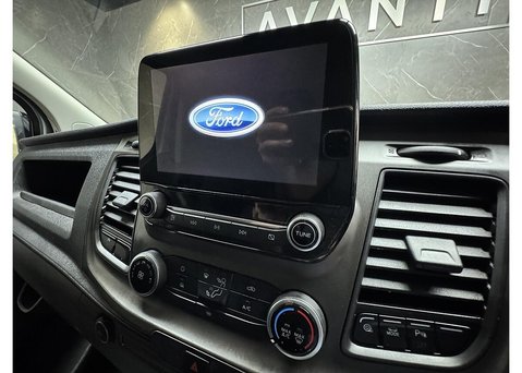 Ford Transit Custom 2.0 300 EcoBlue Limited Crew Van Double Cab 5dr Diesel Manual L1 H1 Euro 6 63